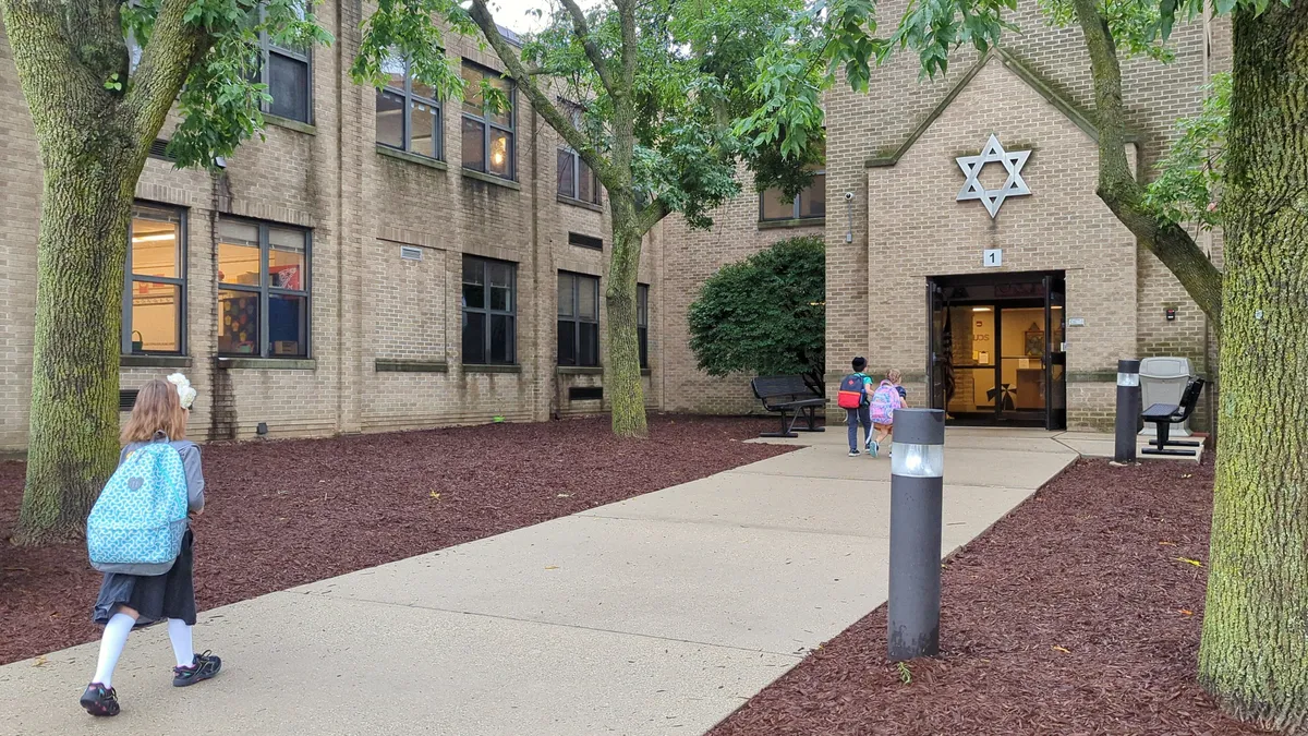 Bader Hillel Academy building