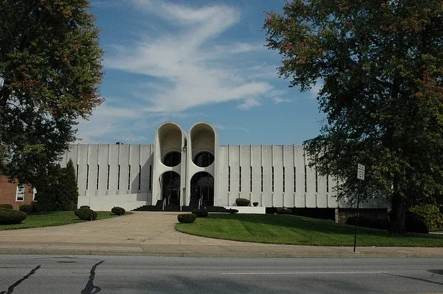 Cheder Chabad building