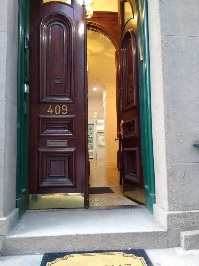 Manhattan Jewish Montessori building